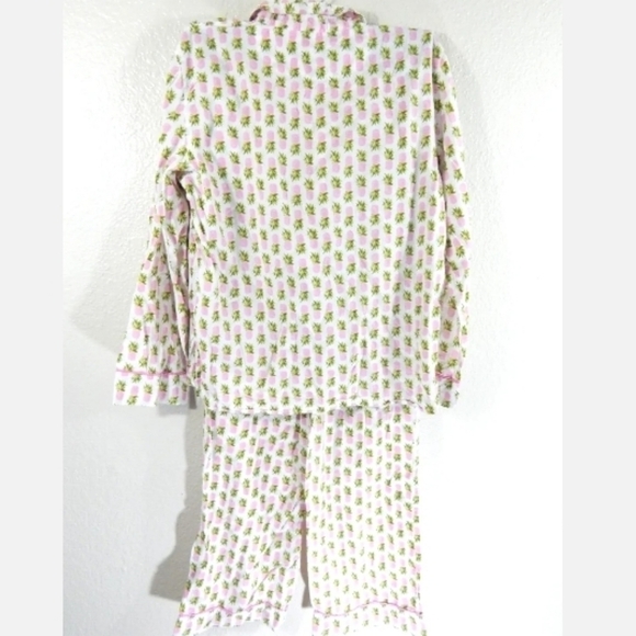 Victoria's Secret Mayfair Pink Pineapple Pajamas - Picture 3 of 3